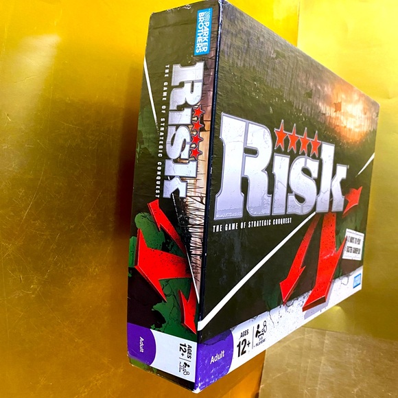 PARKER BROTHERS RISK BOARD GAME VTG 2008 THE GAME OF STRATEGIC CONQUEST HASBRO - Picture 14 of 16